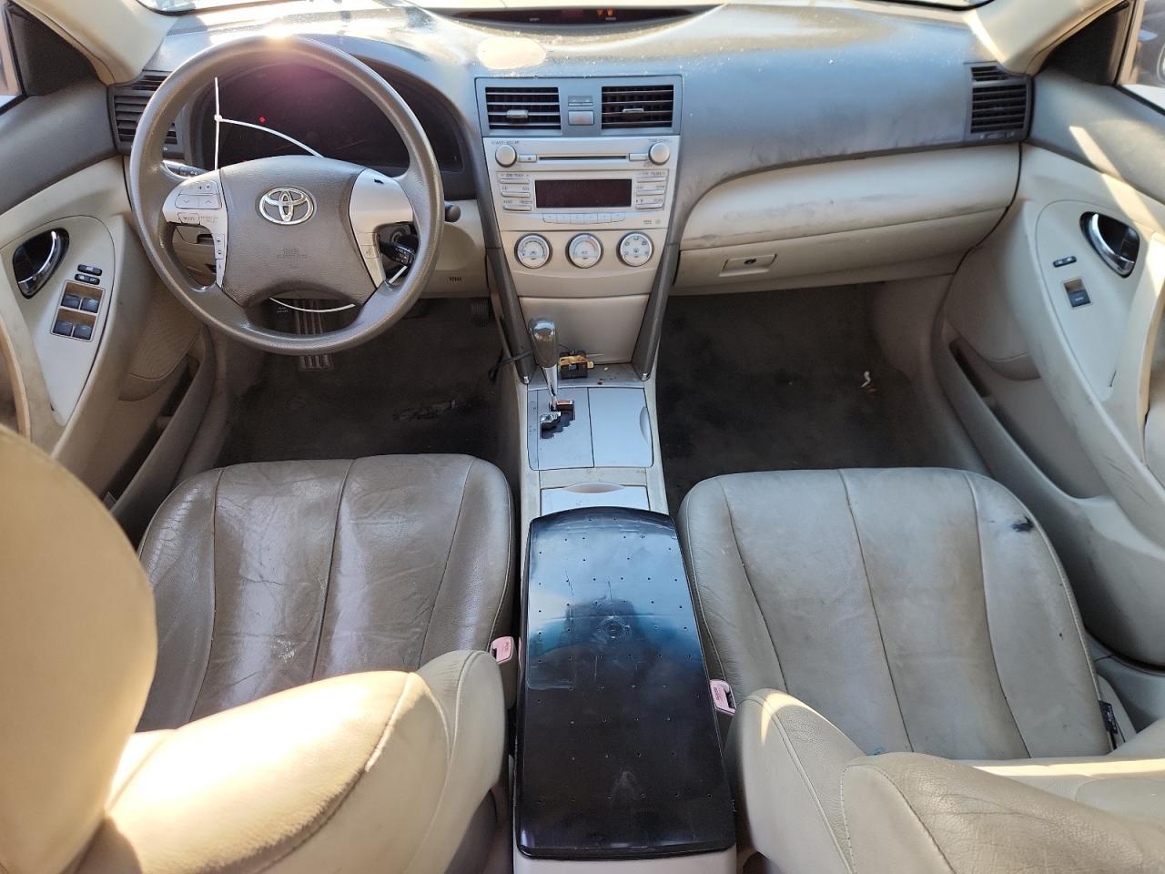 2010 TOYOTA CAMRY
