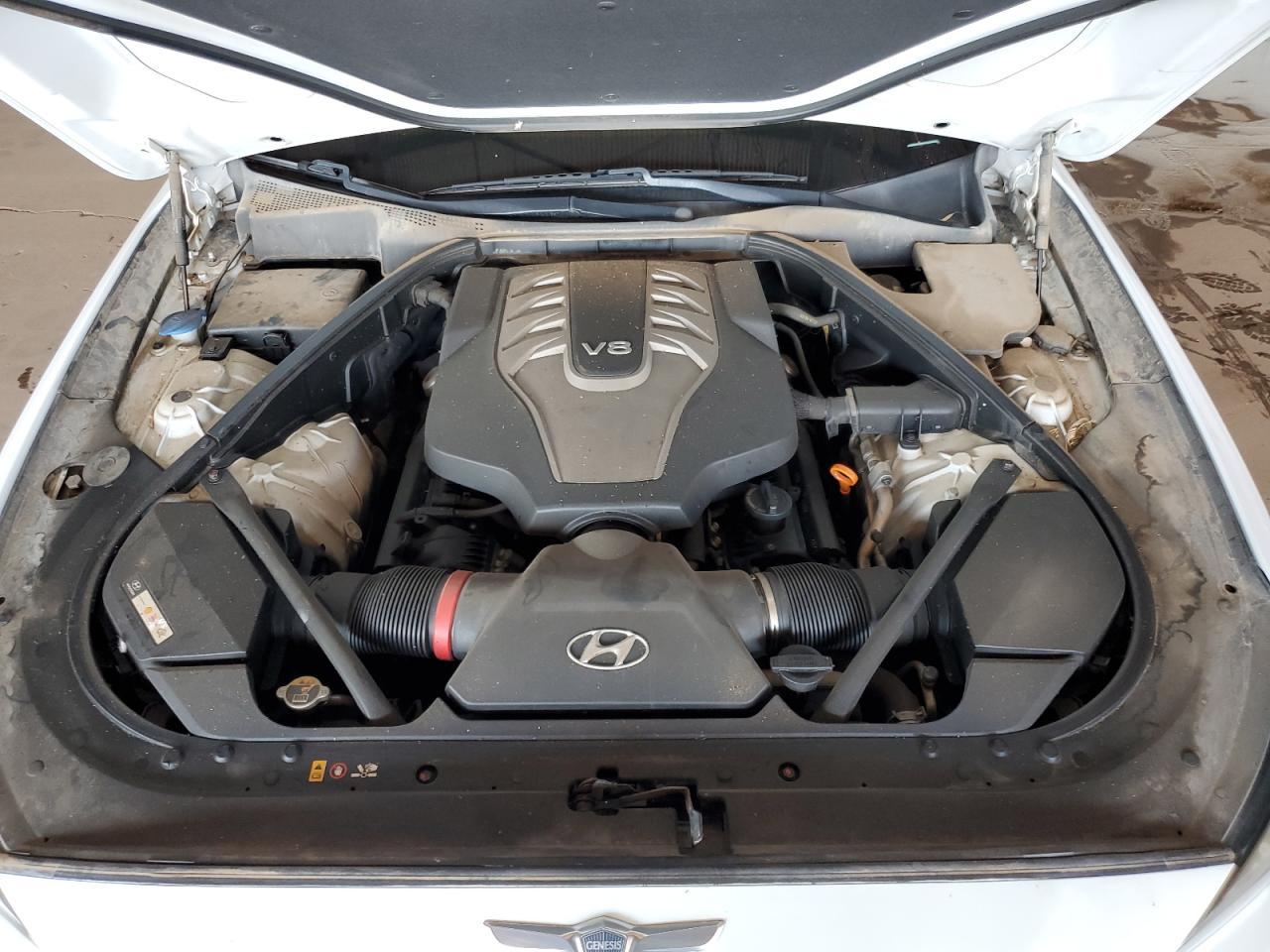 2015 HYUNDAI GENESIS