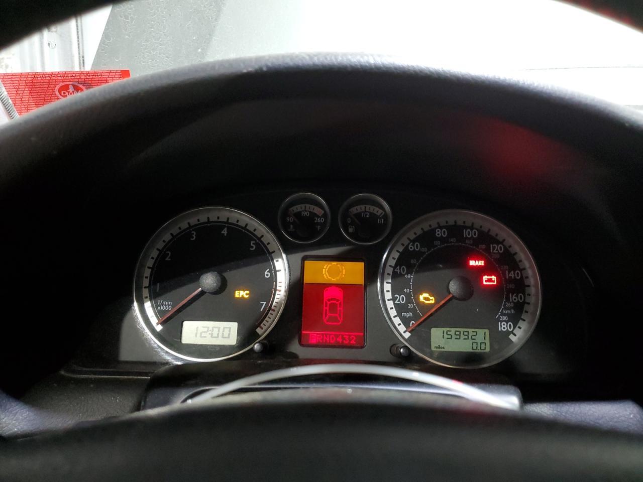 2002 VOLKSWAGEN Passat