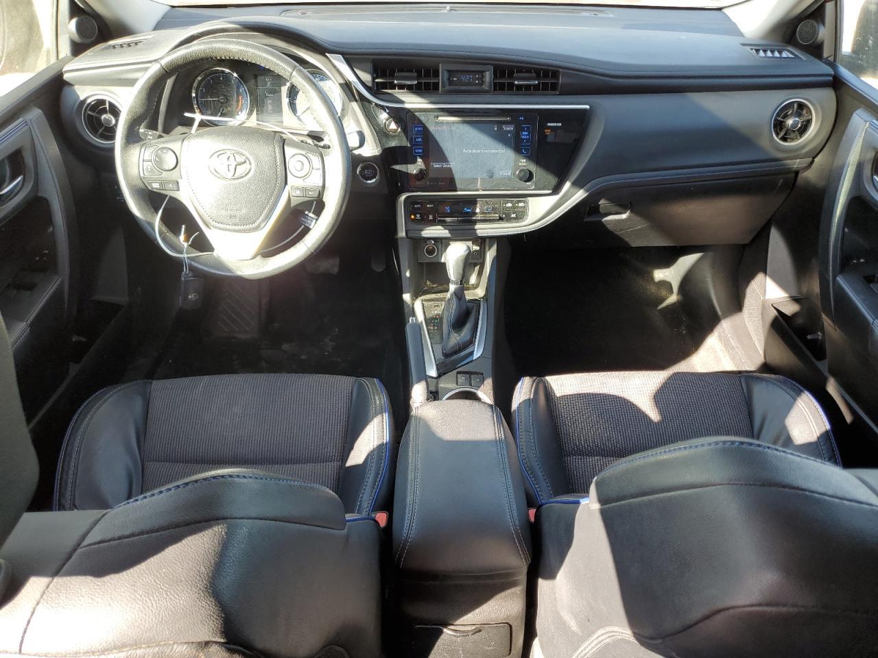 2017 TOYOTA COROLLA
