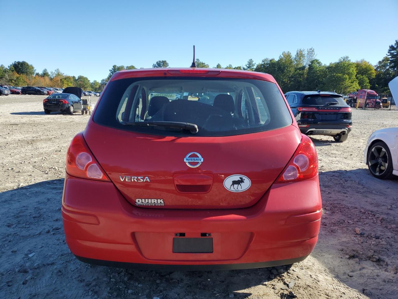 2011 NISSAN VERSA