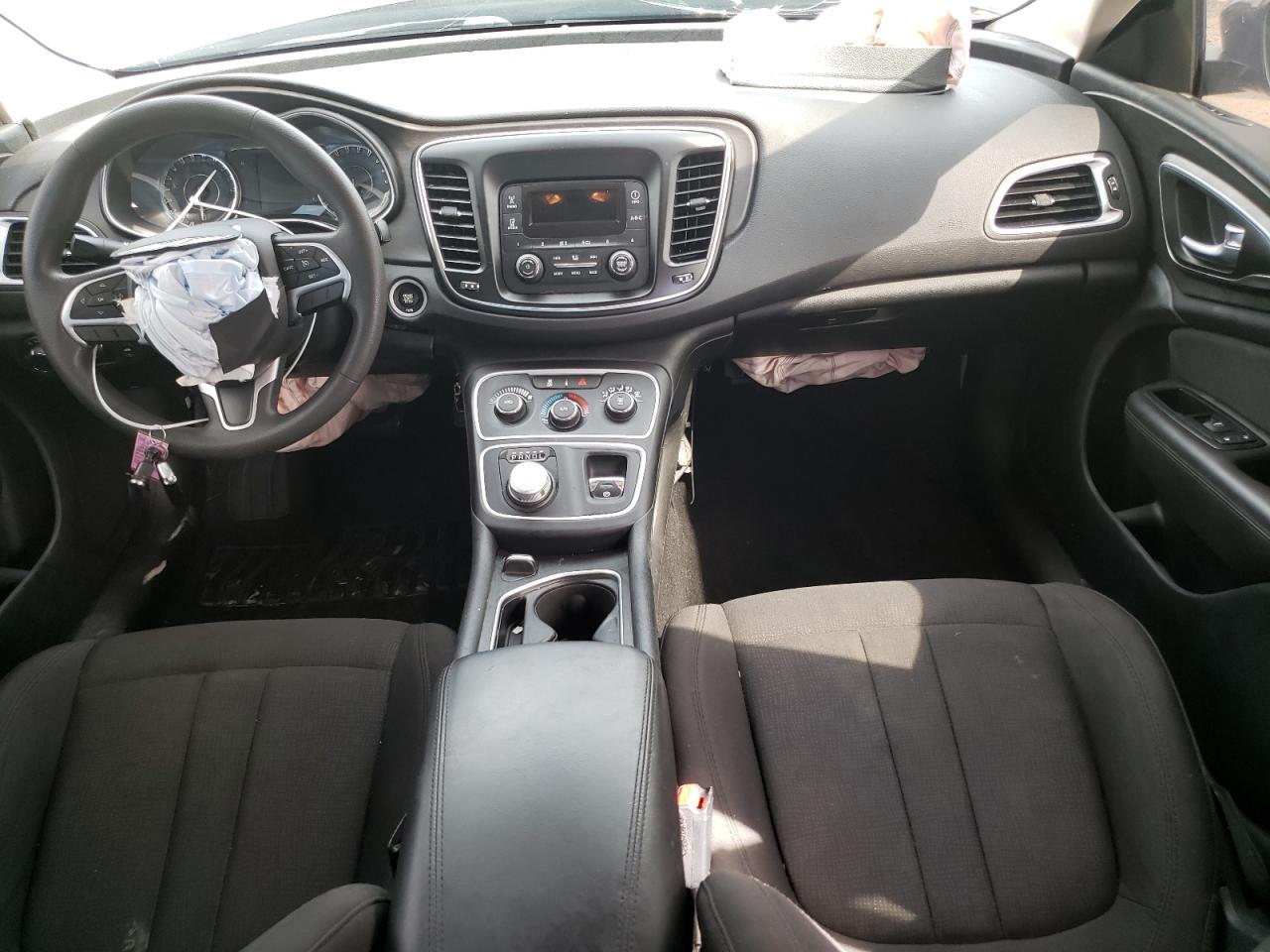 2016 CHRYSLER 200