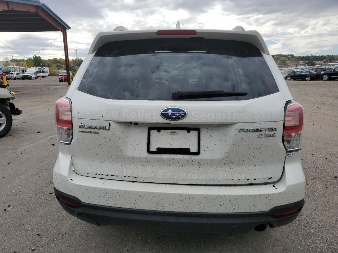 2017 SUBARU FORESTER
