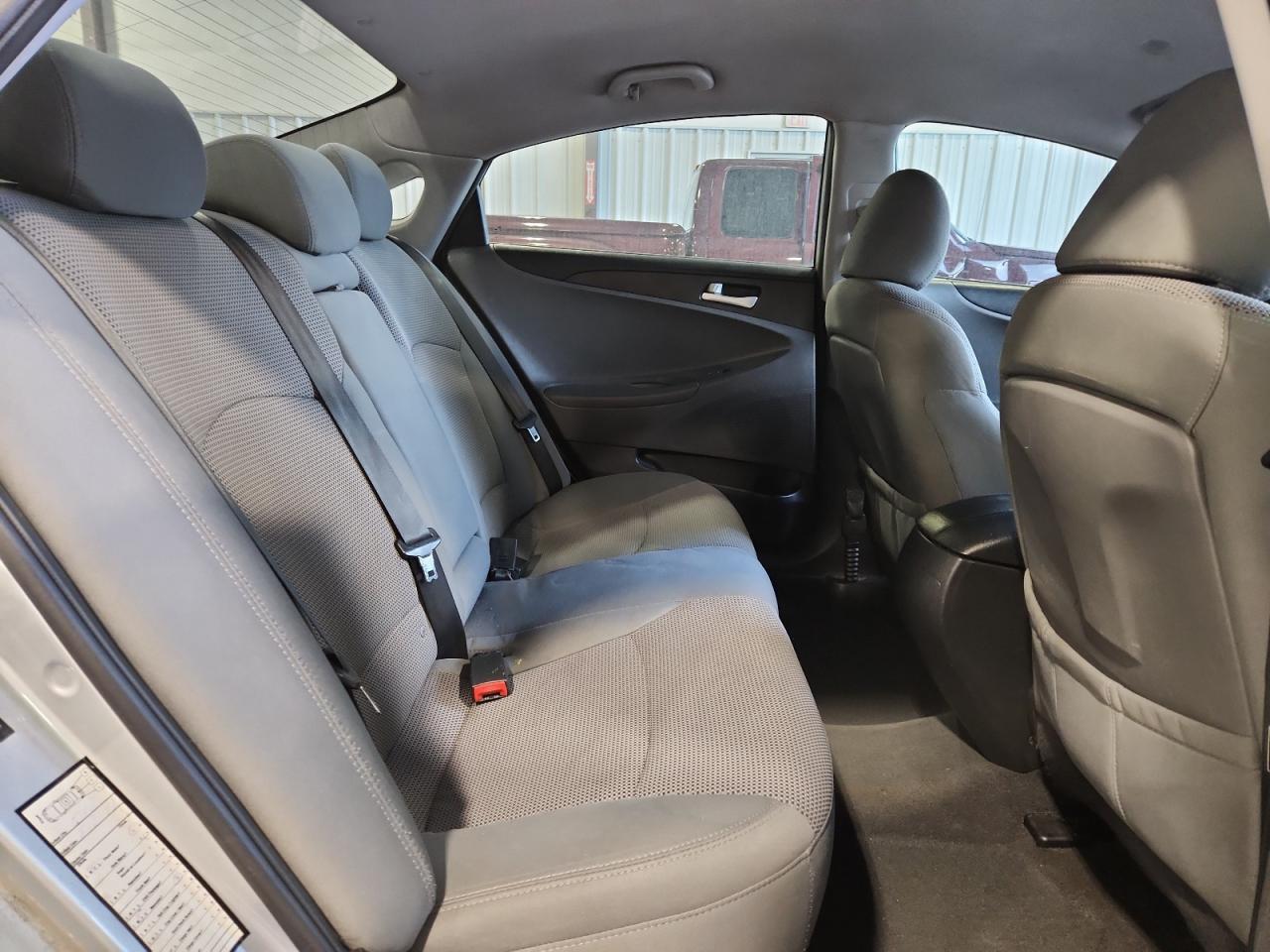2013 HYUNDAI SONATA