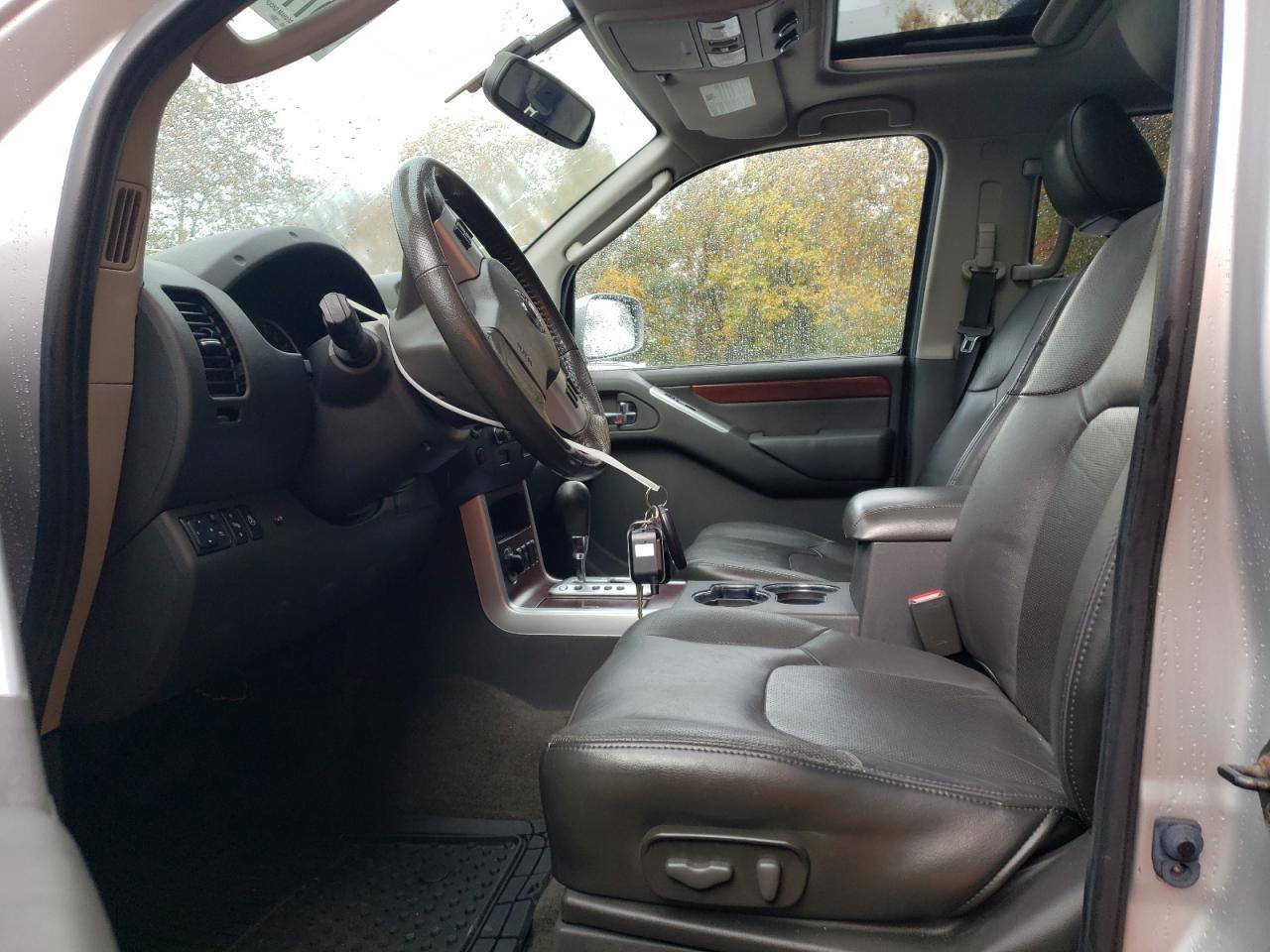 2012 NISSAN PATHFINDER