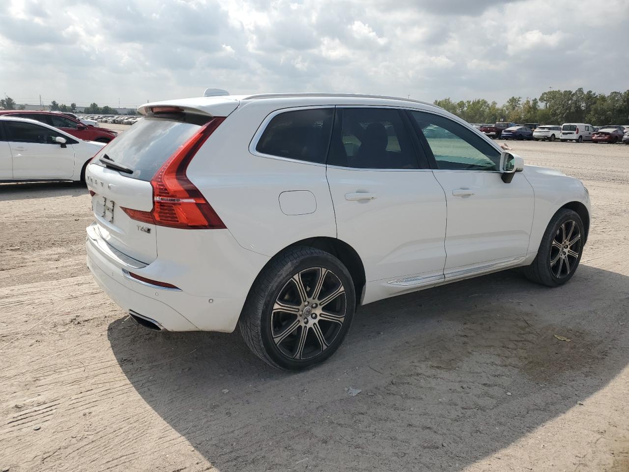 2019 VOLVO XC60