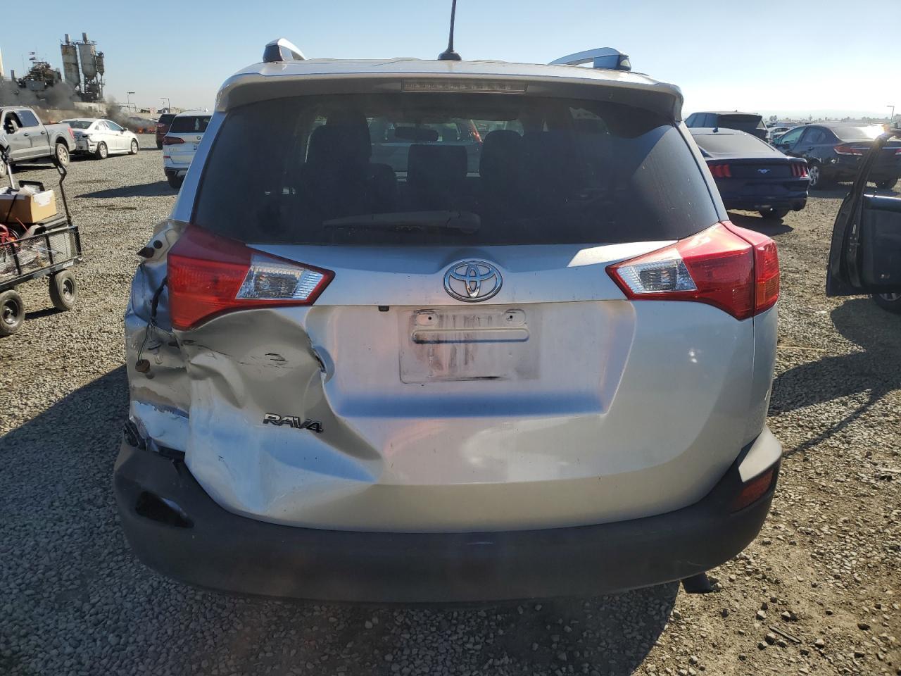 2015 TOYOTA RAV4