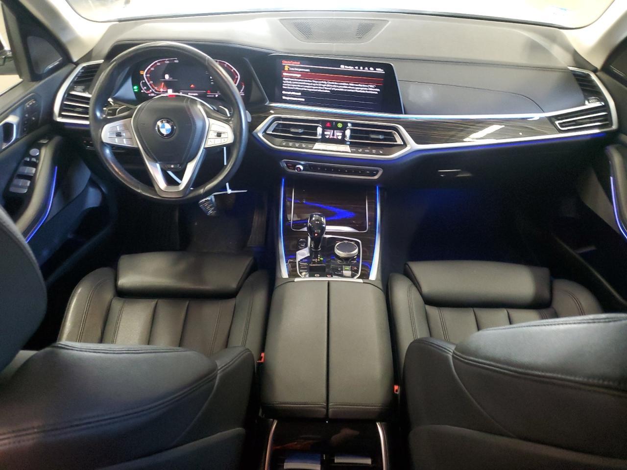 2020 BMW X7