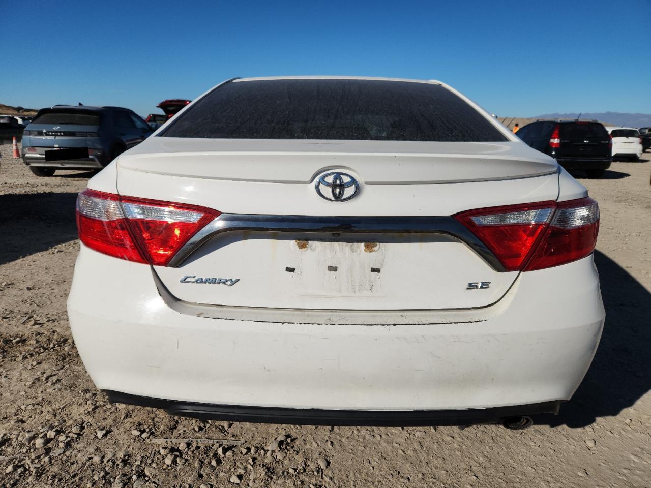 2015 TOYOTA CAMRY