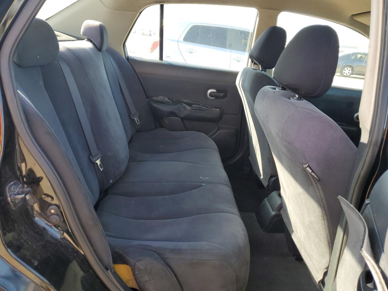 2009 NISSAN VERSA