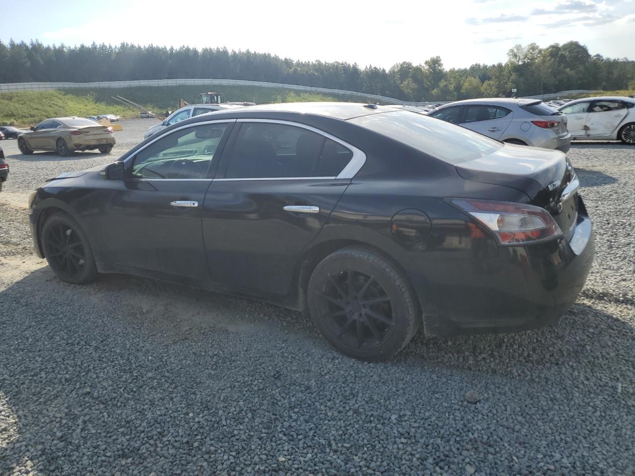 2014 NISSAN Maxima