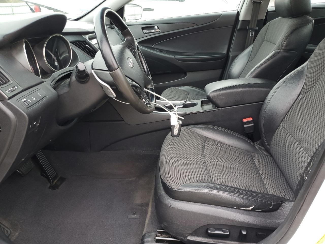 2012 HYUNDAI SONATA