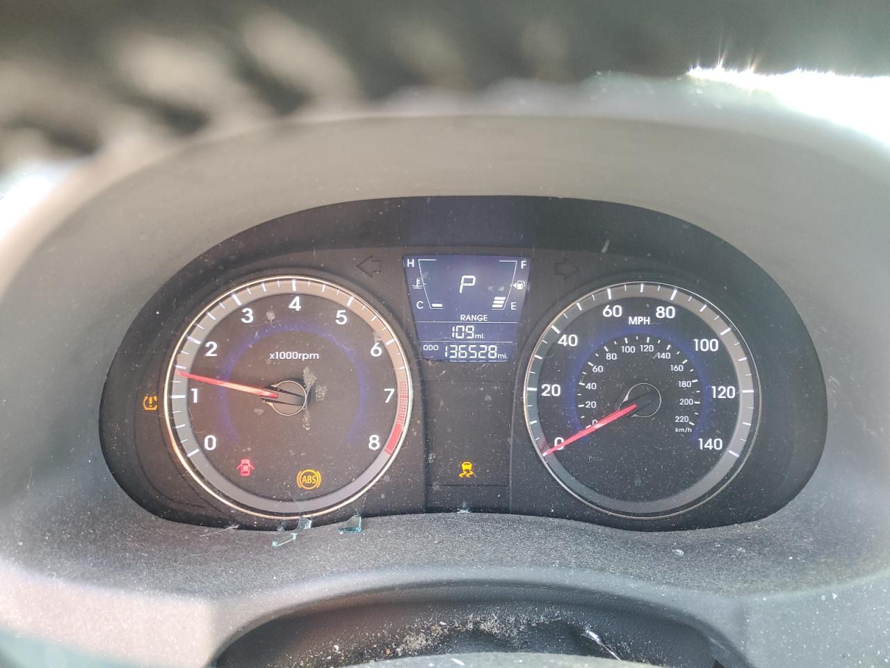 2012 HYUNDAI ACCENT