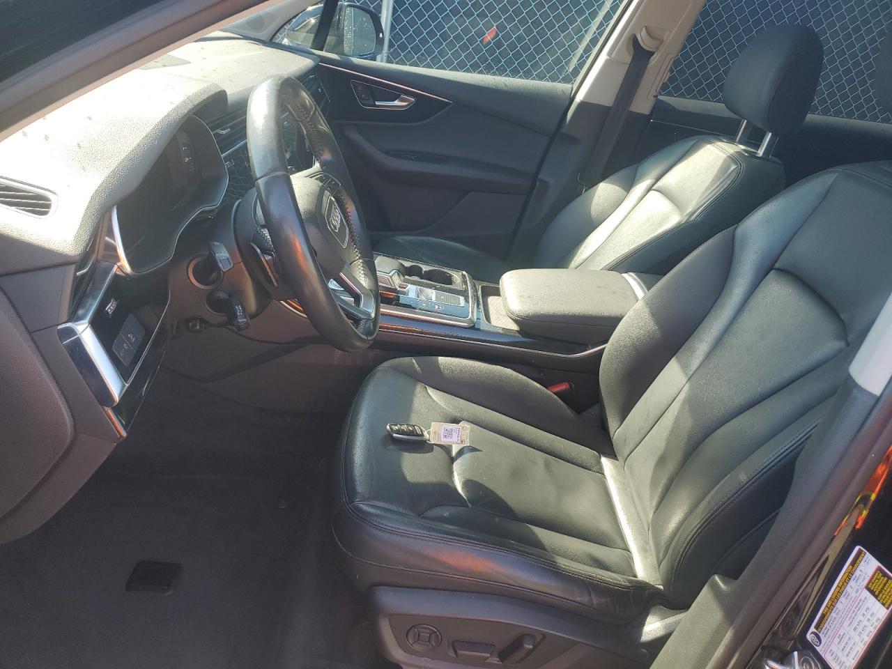 2020 AUDI Q7