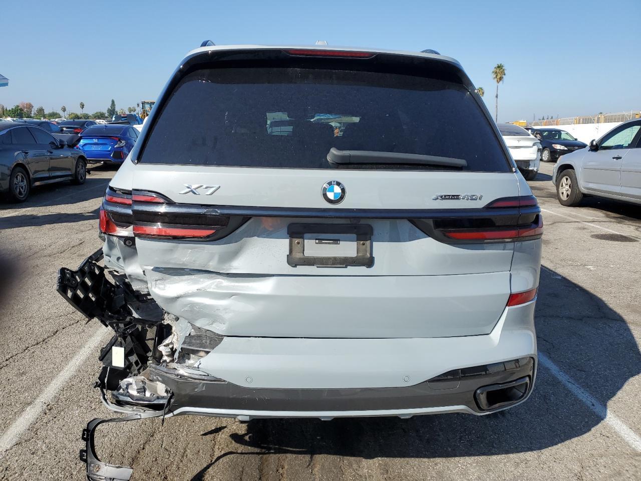 2024 BMW X7