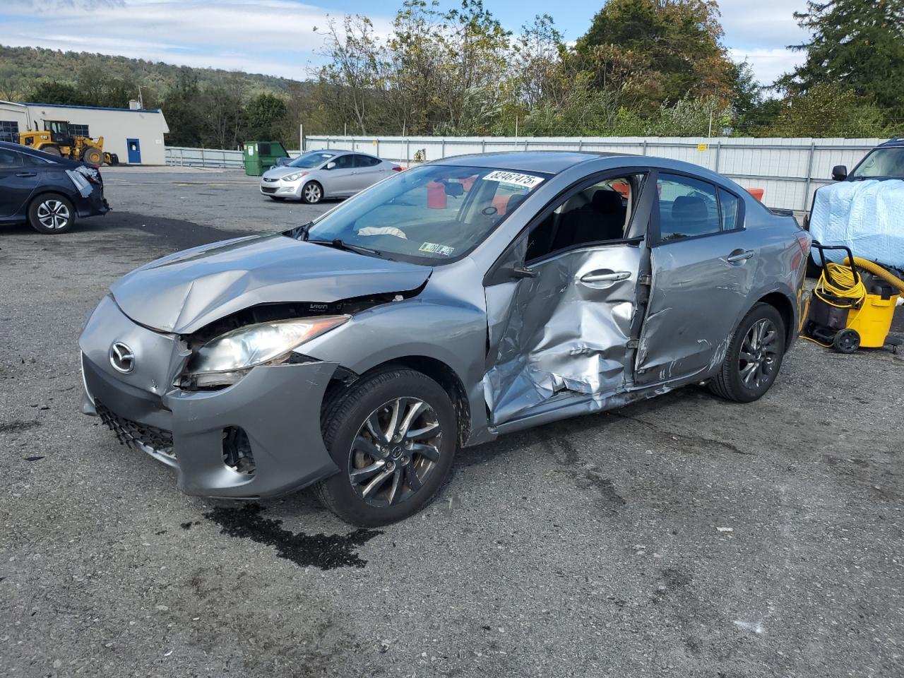 2013 MAZDA 3