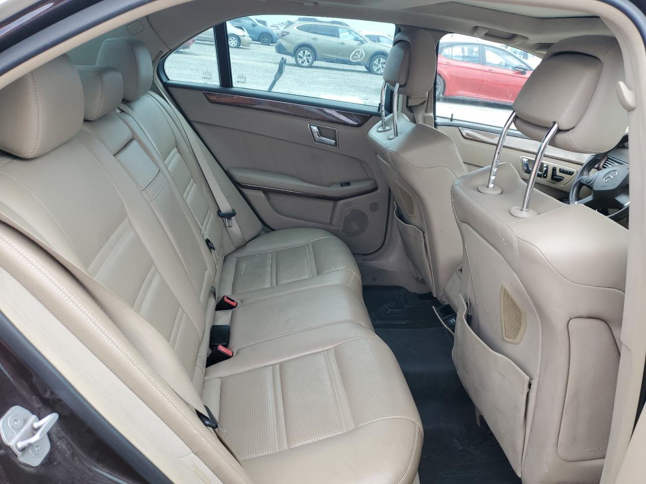 2010 MERCEDES-BENZ E-Class