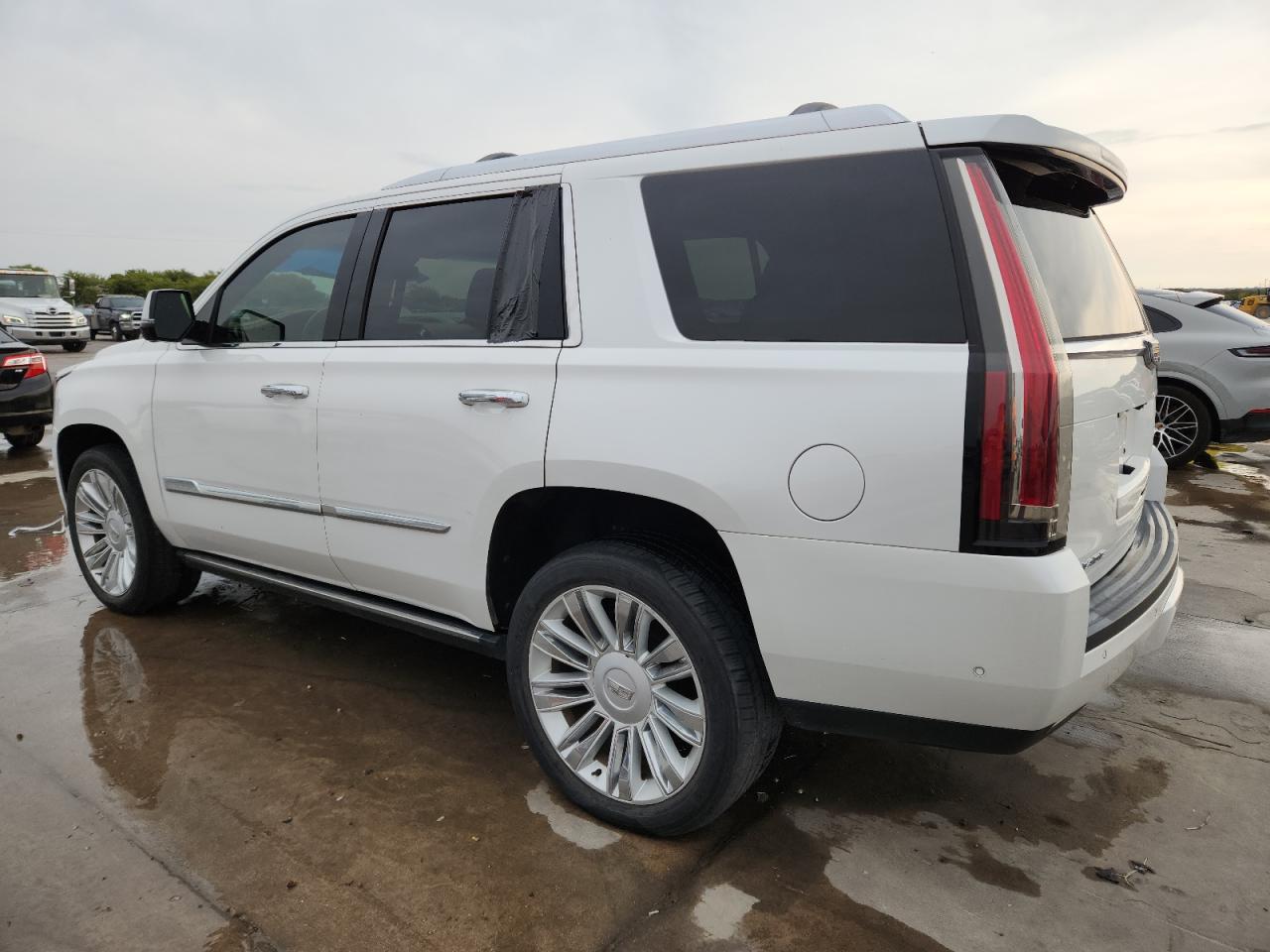 2017 CADILLAC ESCALADE
