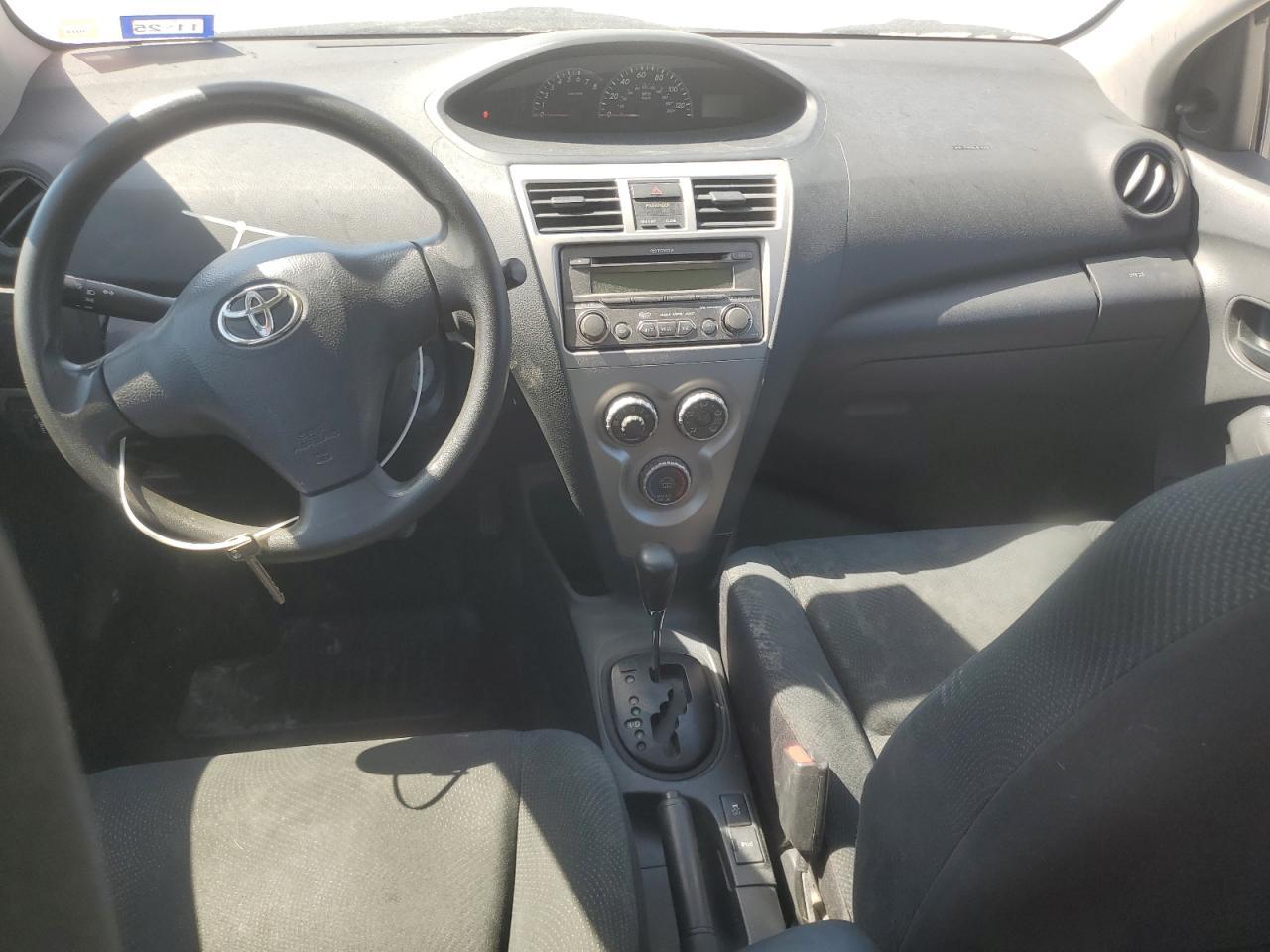 2012 TOYOTA YARIS
