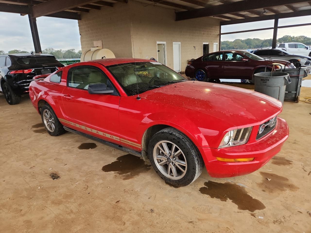 2005 FORD MUSTANG