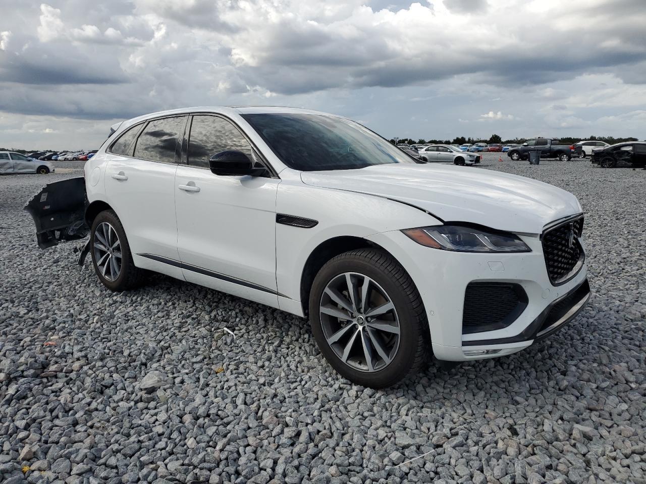 2024 JAGUAR F-Pace
