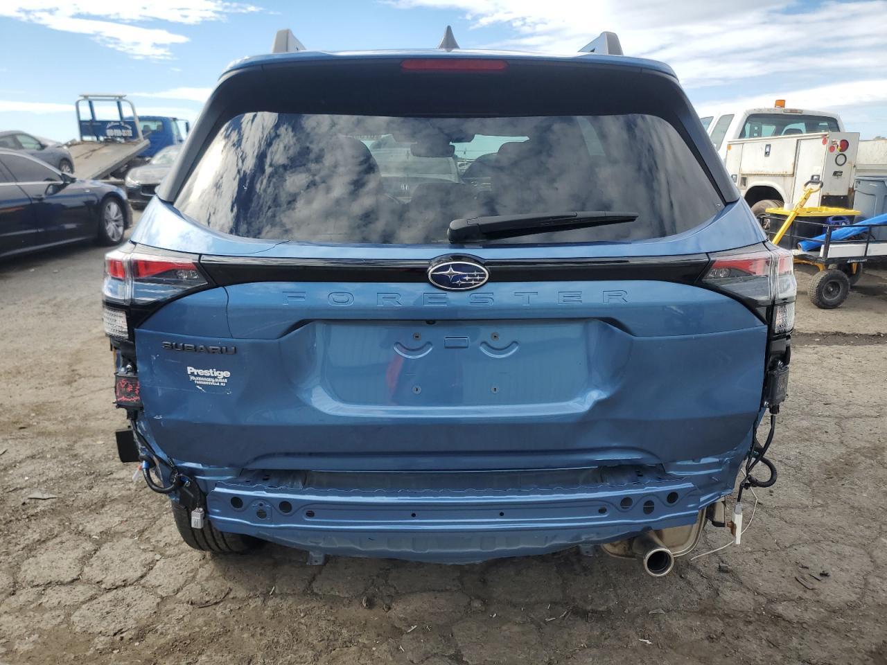 2025 SUBARU FORESTER