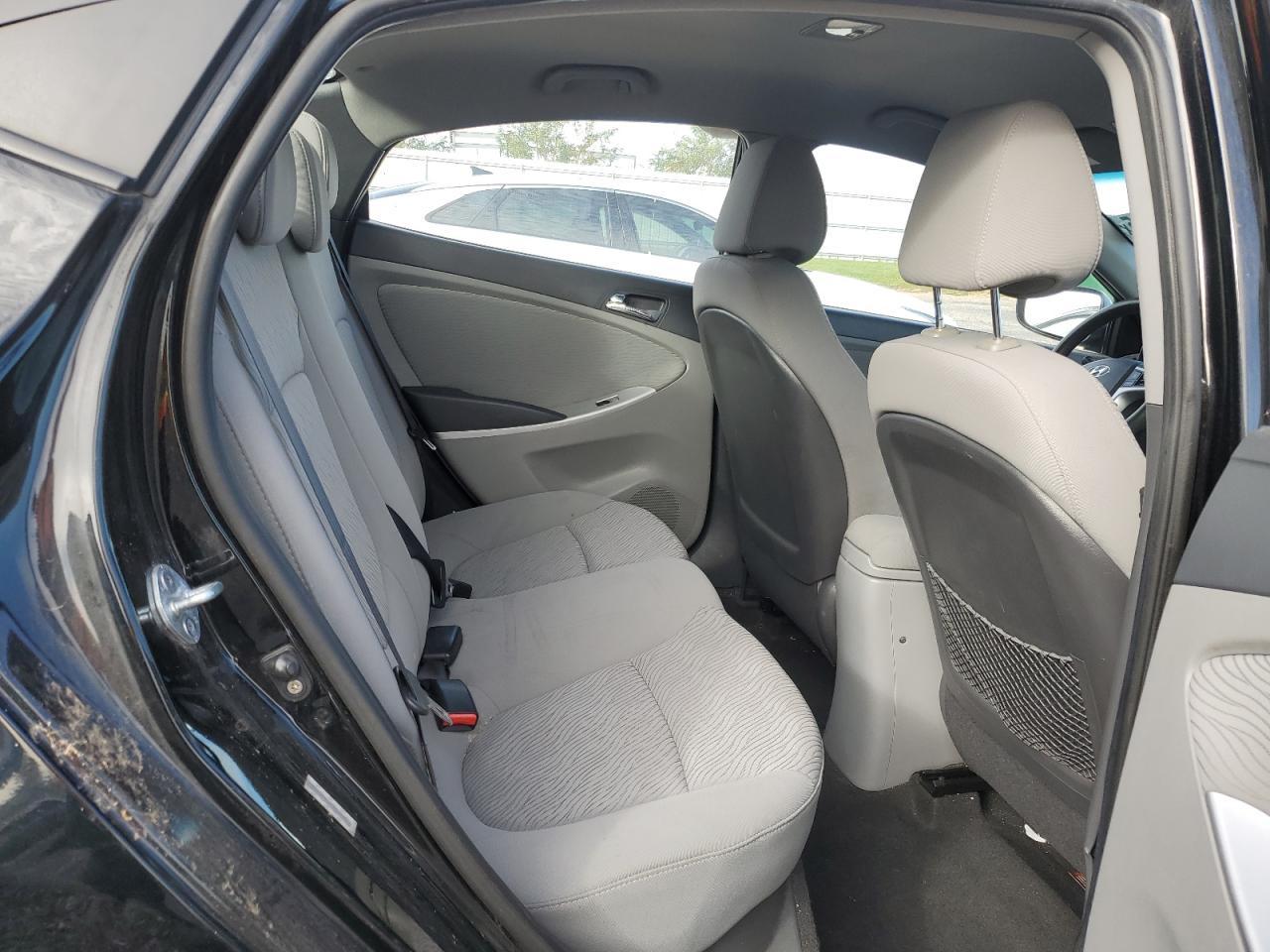 2012 HYUNDAI ACCENT