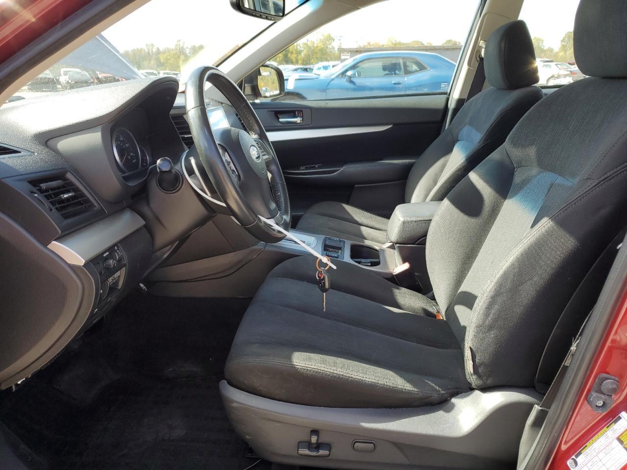 2013 SUBARU Legacy