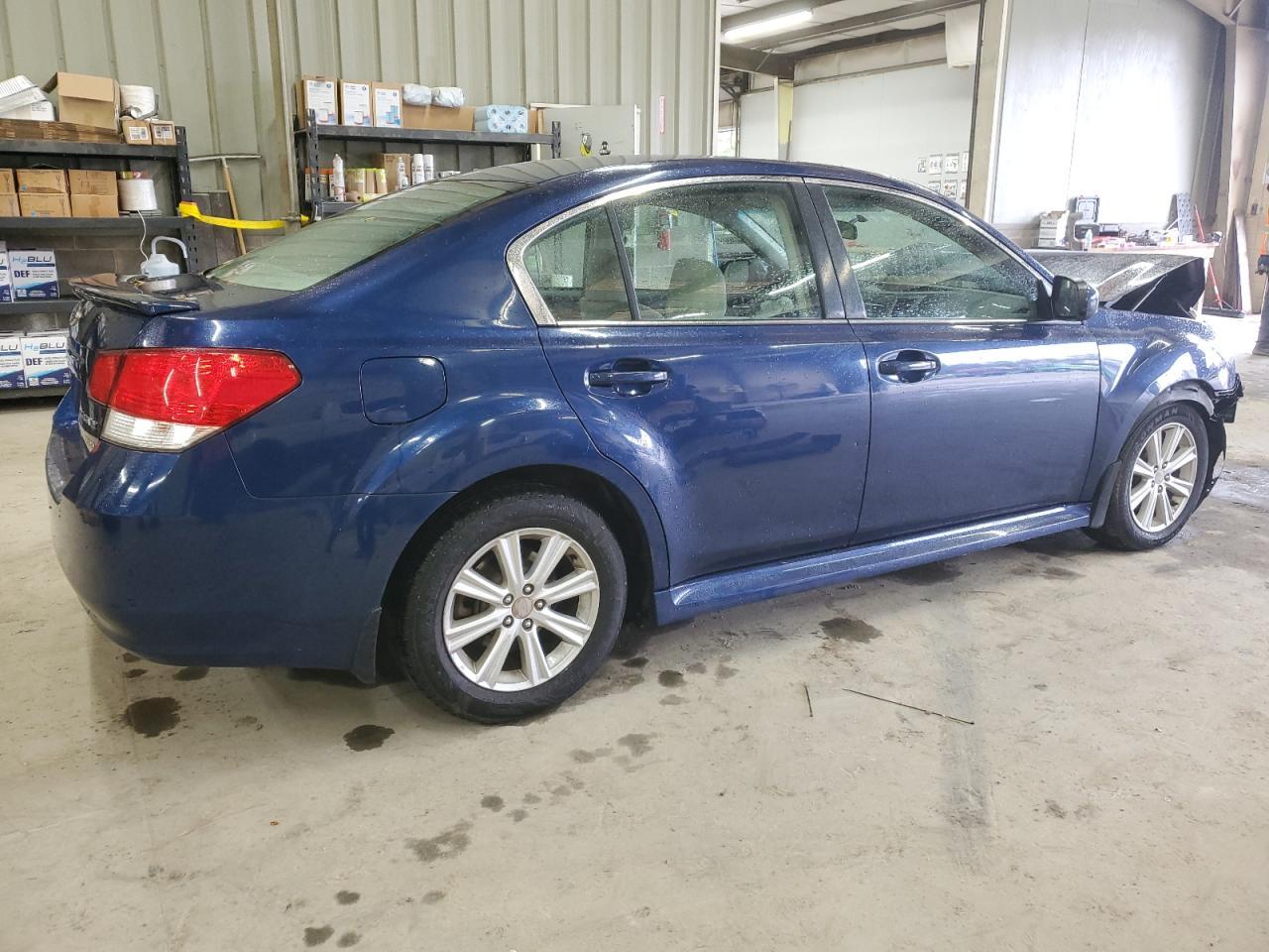 2010 SUBARU Legacy