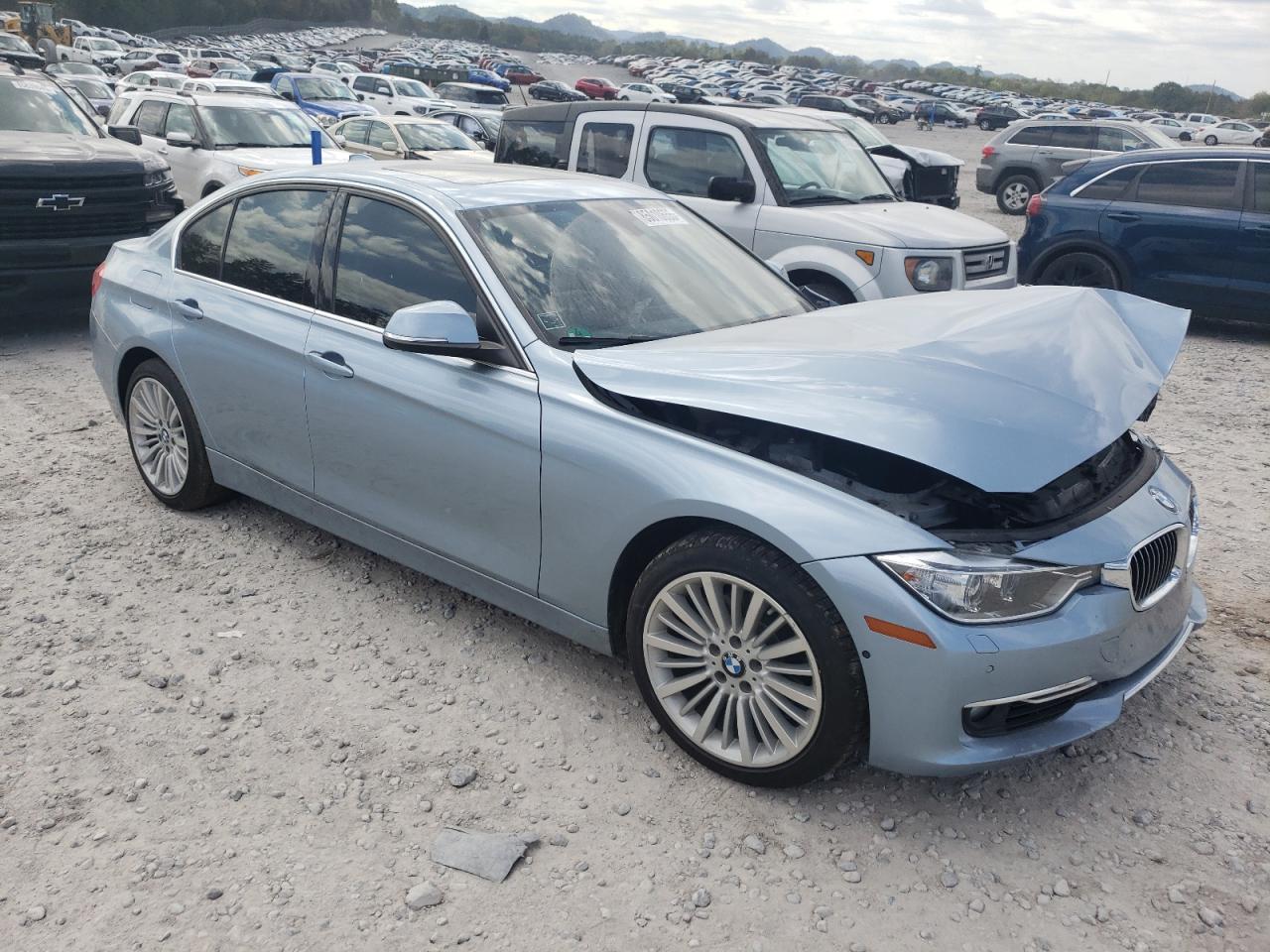 2013 BMW 3 SERIES