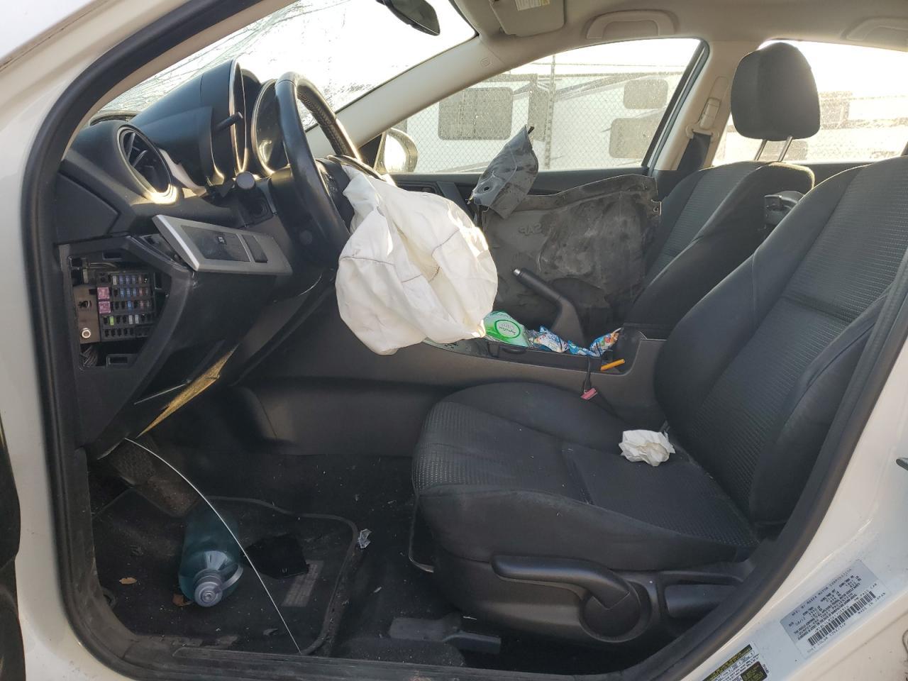 2013 MAZDA 3