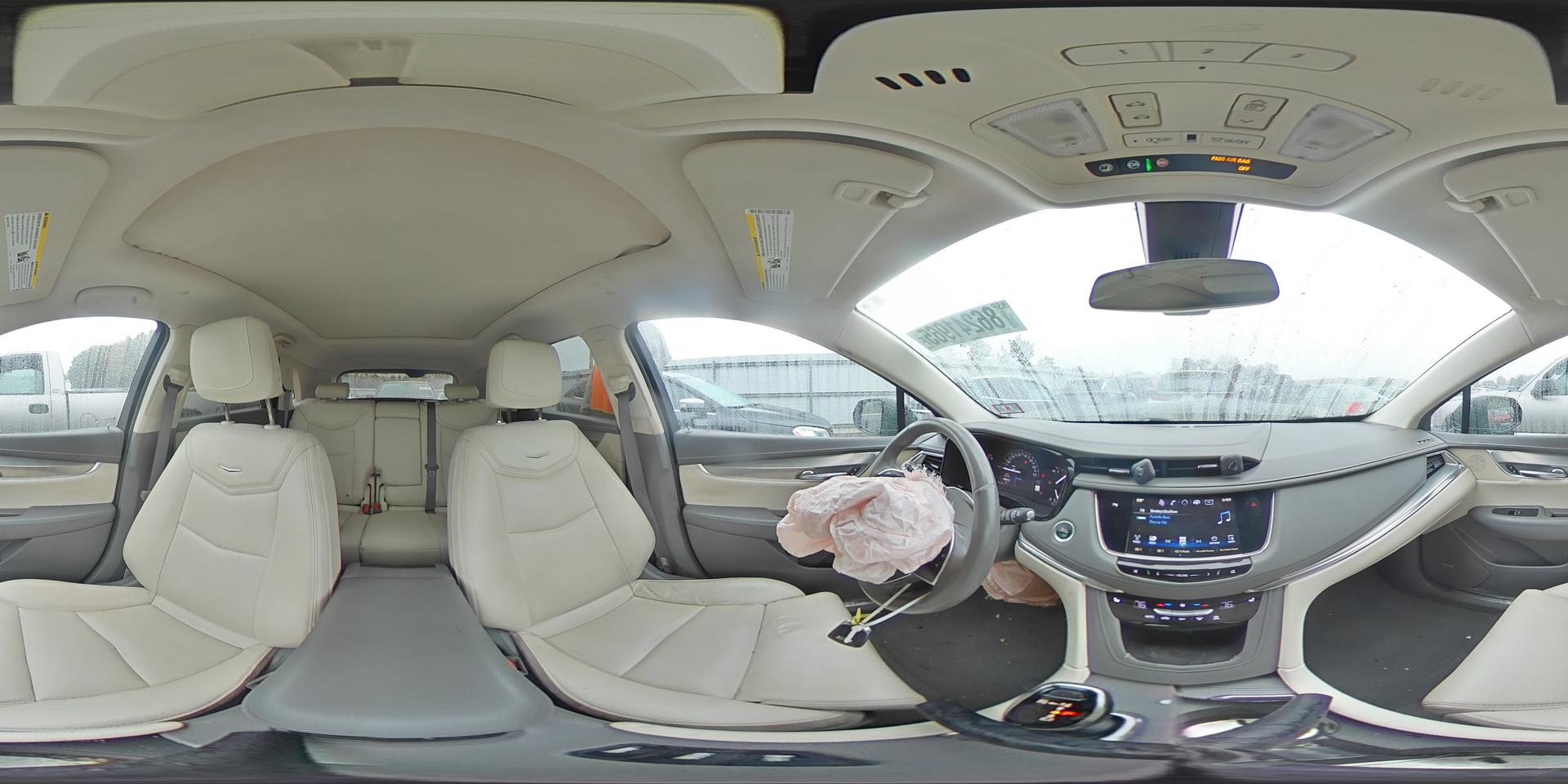 2017 CADILLAC XT5
