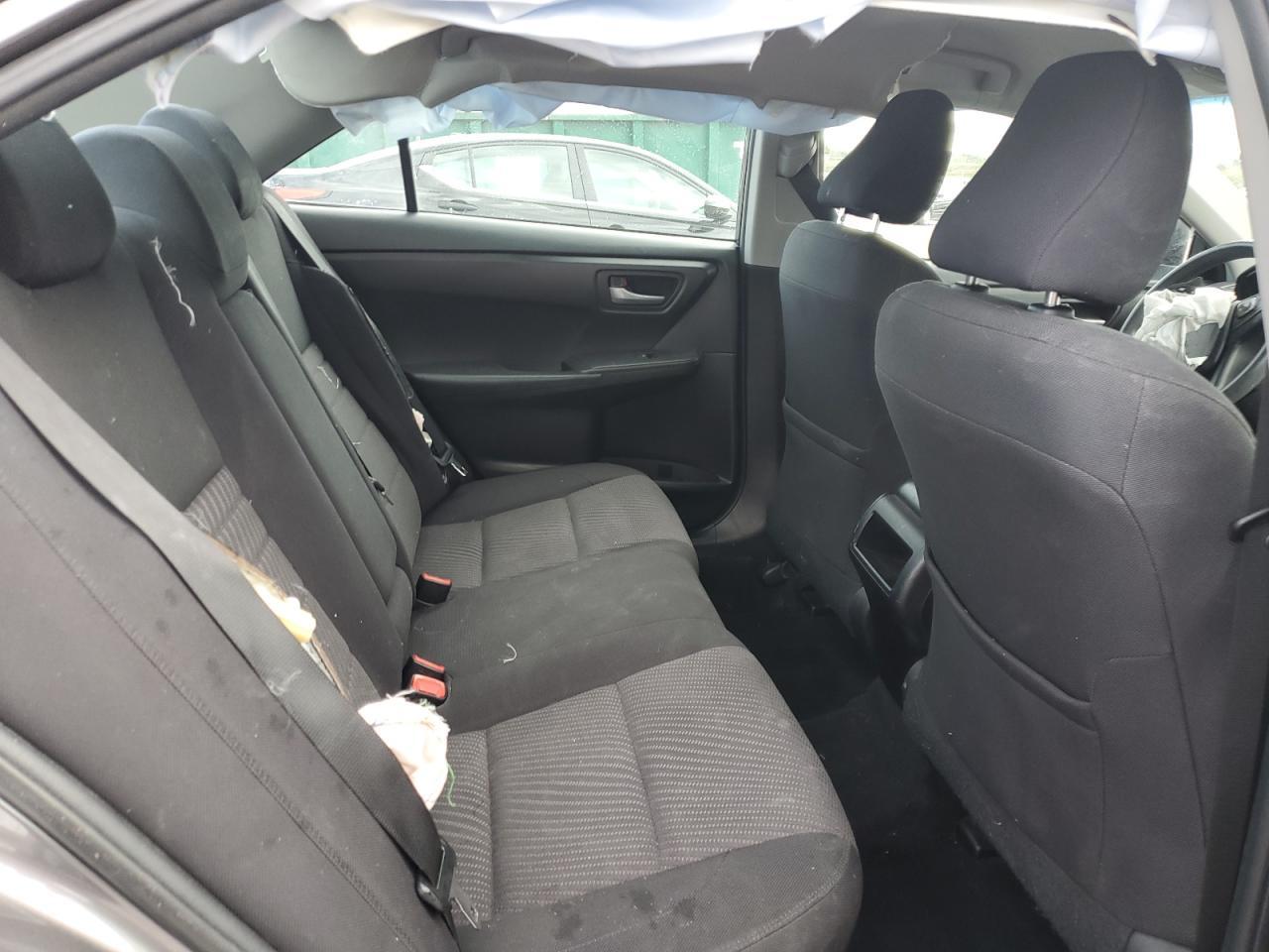 2016 TOYOTA CAMRY