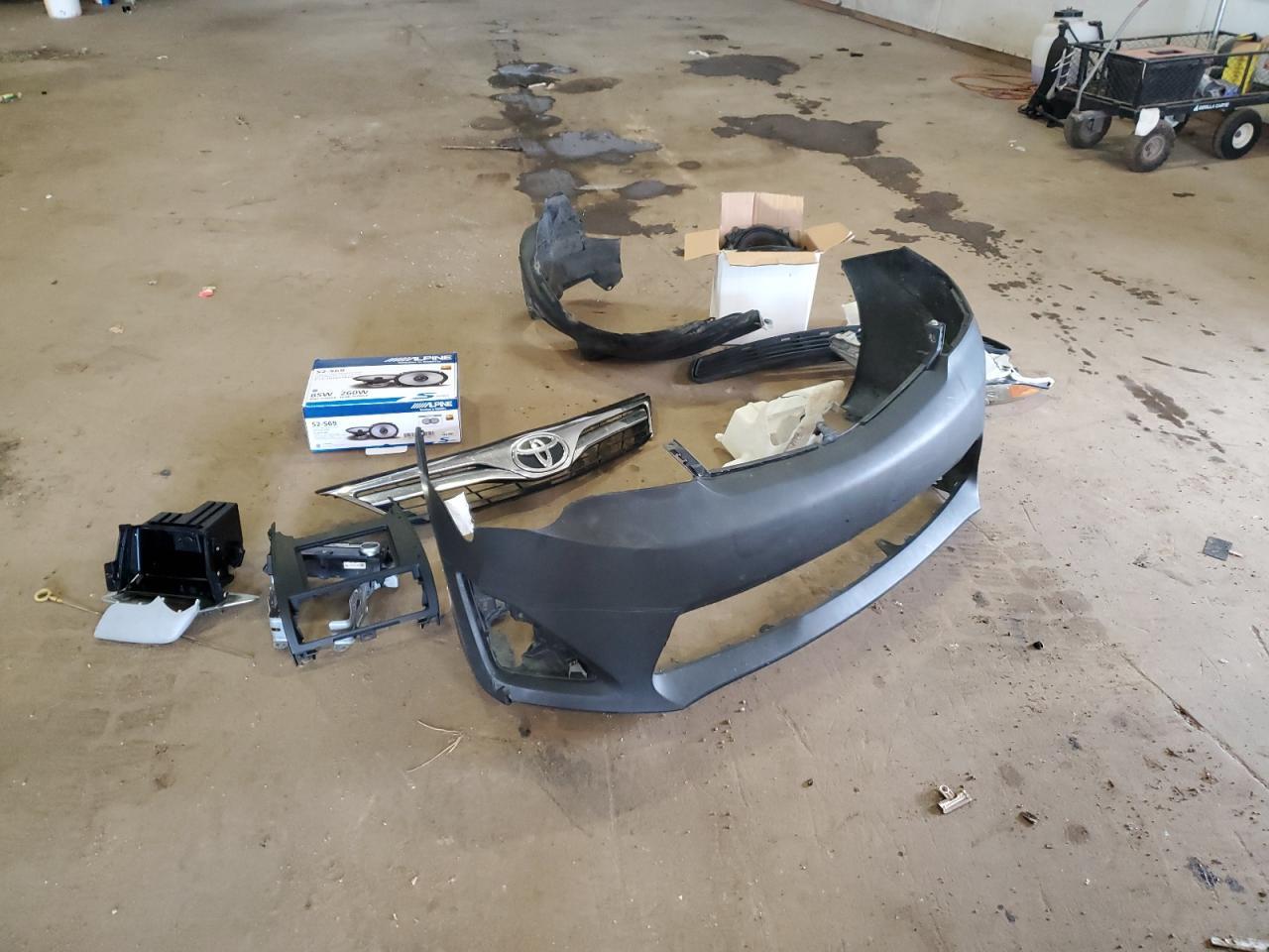2012 TOYOTA CAMRY