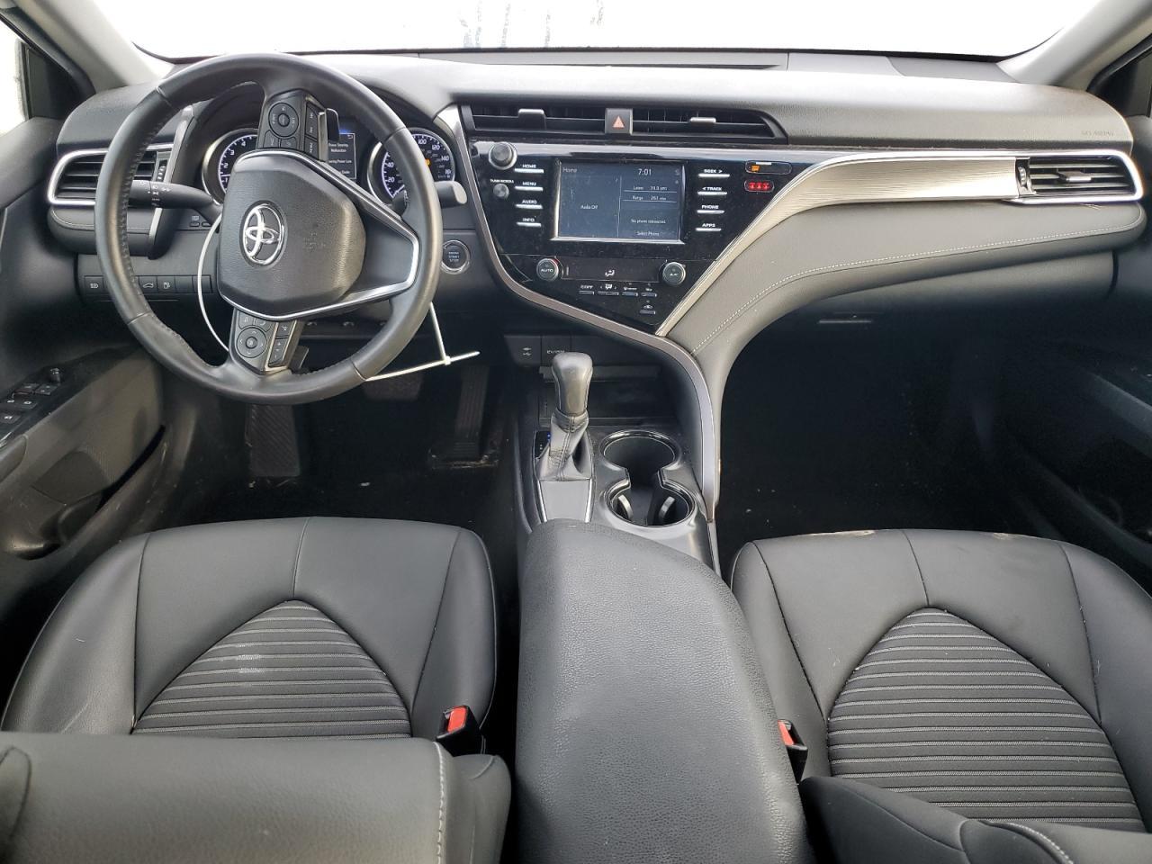 2018 TOYOTA CAMRY