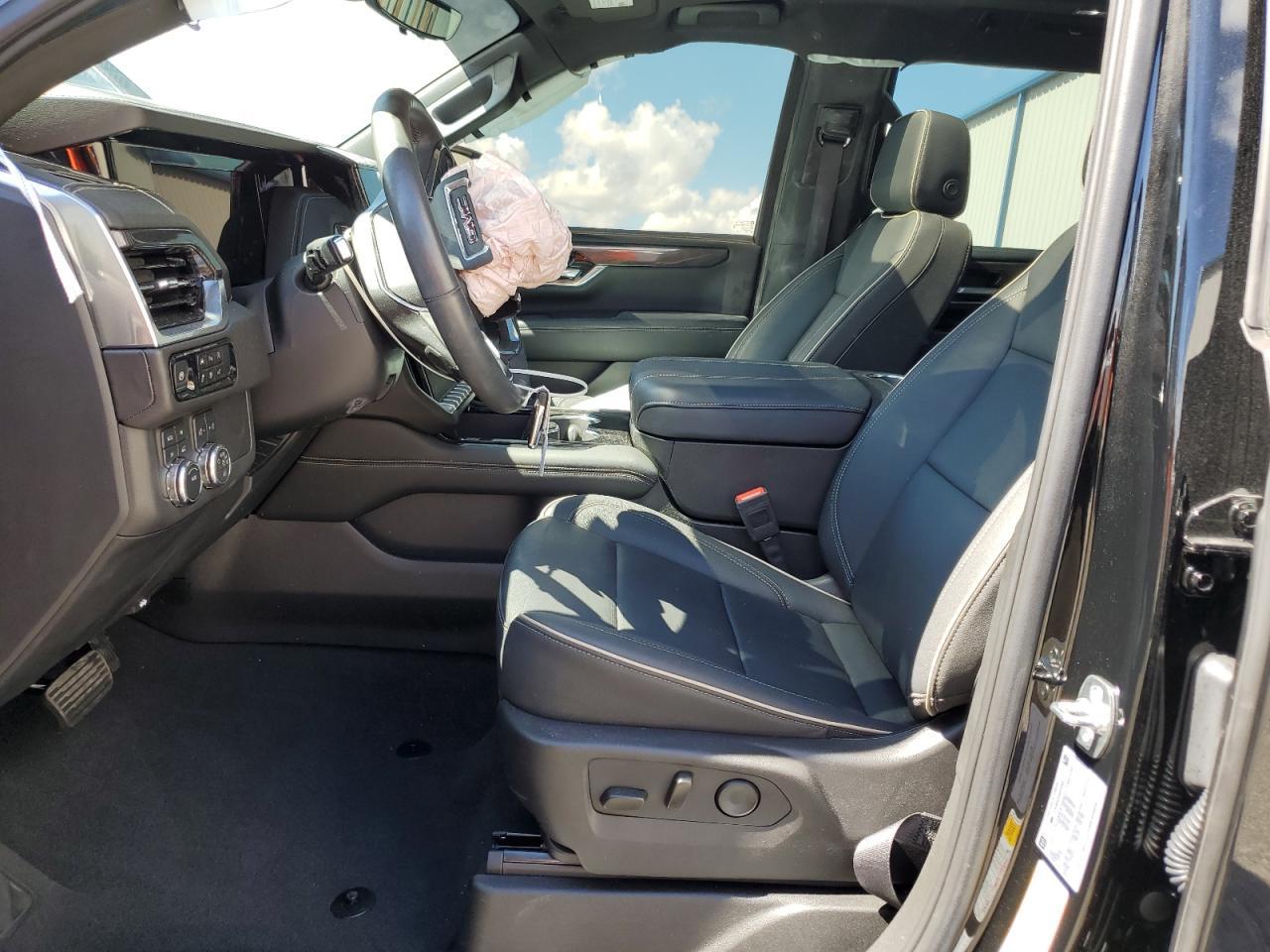 2025 GMC Yukon