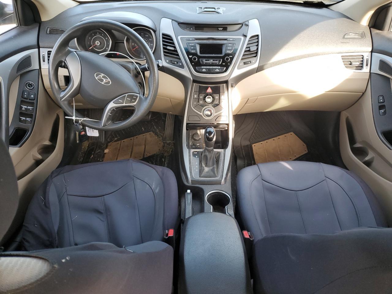 2016 HYUNDAI ELANTRA