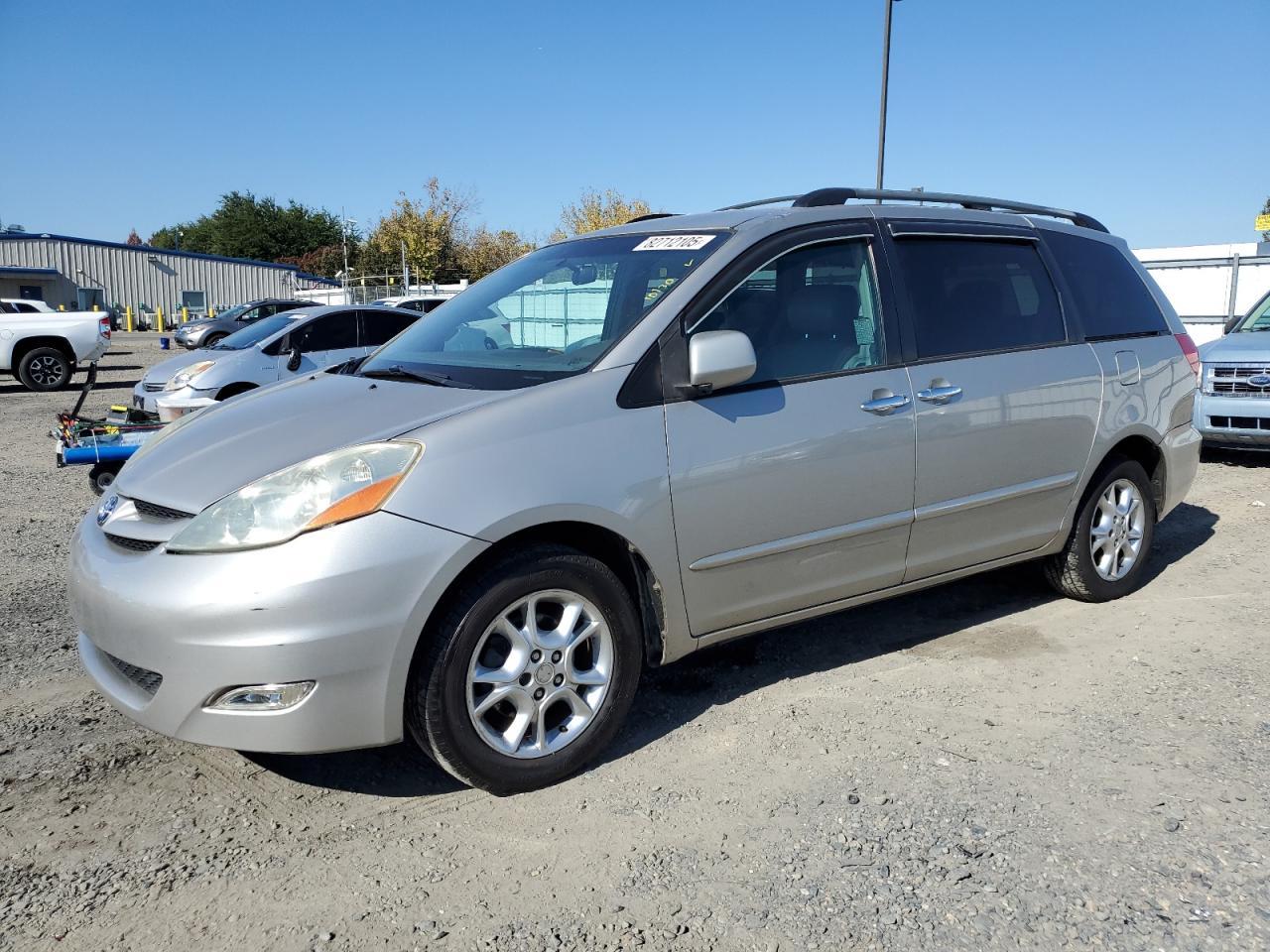 2006 TOYOTA SIENNA