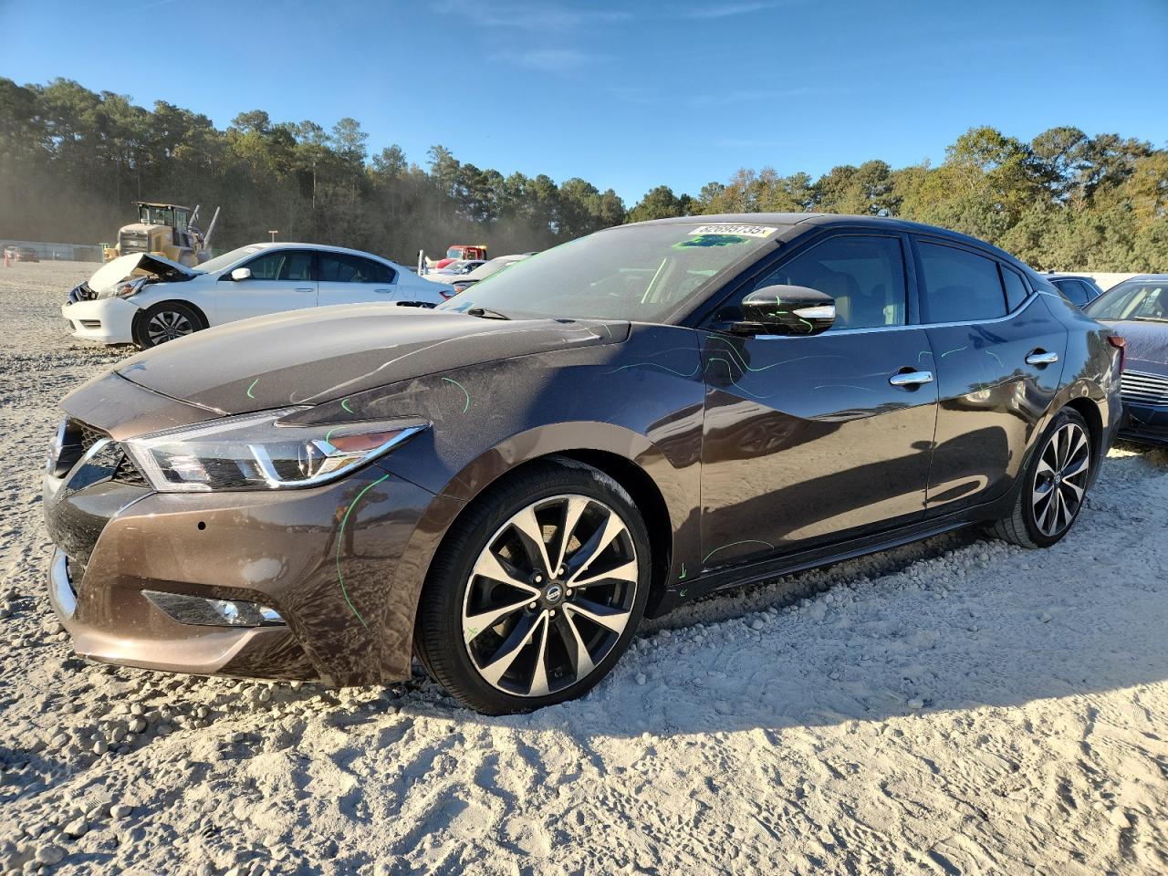 2016 NISSAN Maxima
