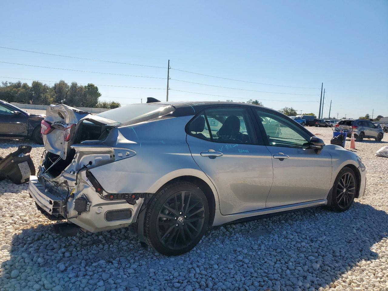 2023 TOYOTA CAMRY