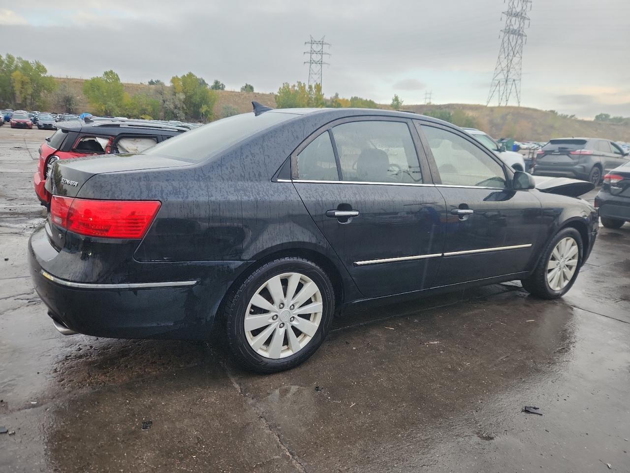 2010 HYUNDAI SONATA