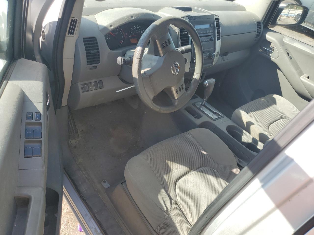2012 NISSAN Frontier