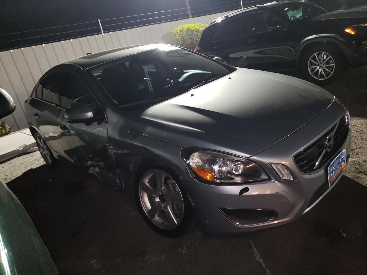 2013 VOLVO S60