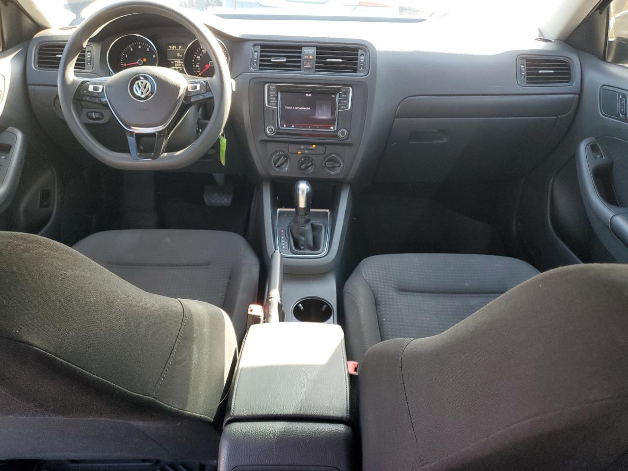 2016 VOLKSWAGEN JETTA