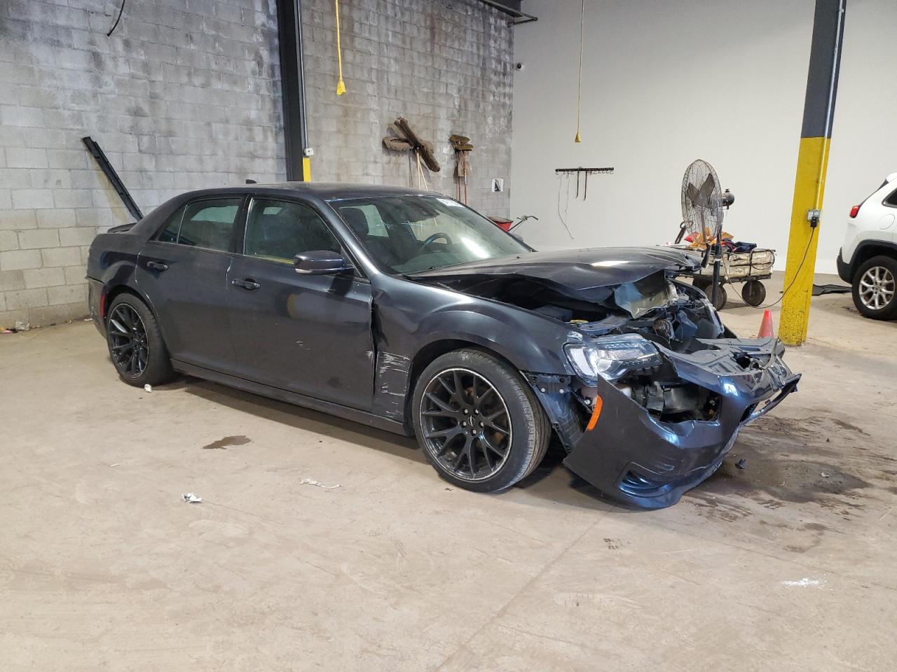 2018 CHRYSLER 300