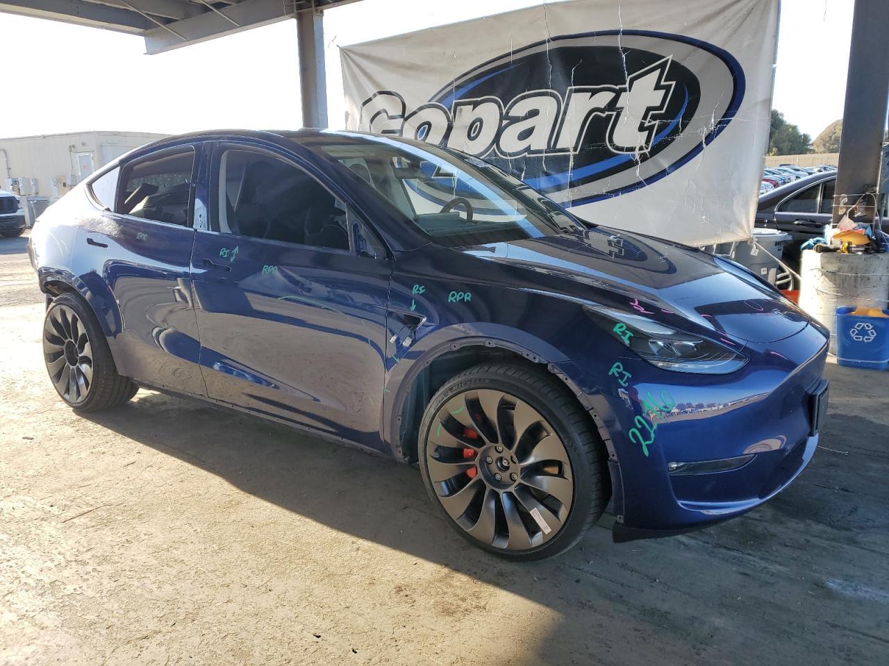 2023 TESLA MODEL Y