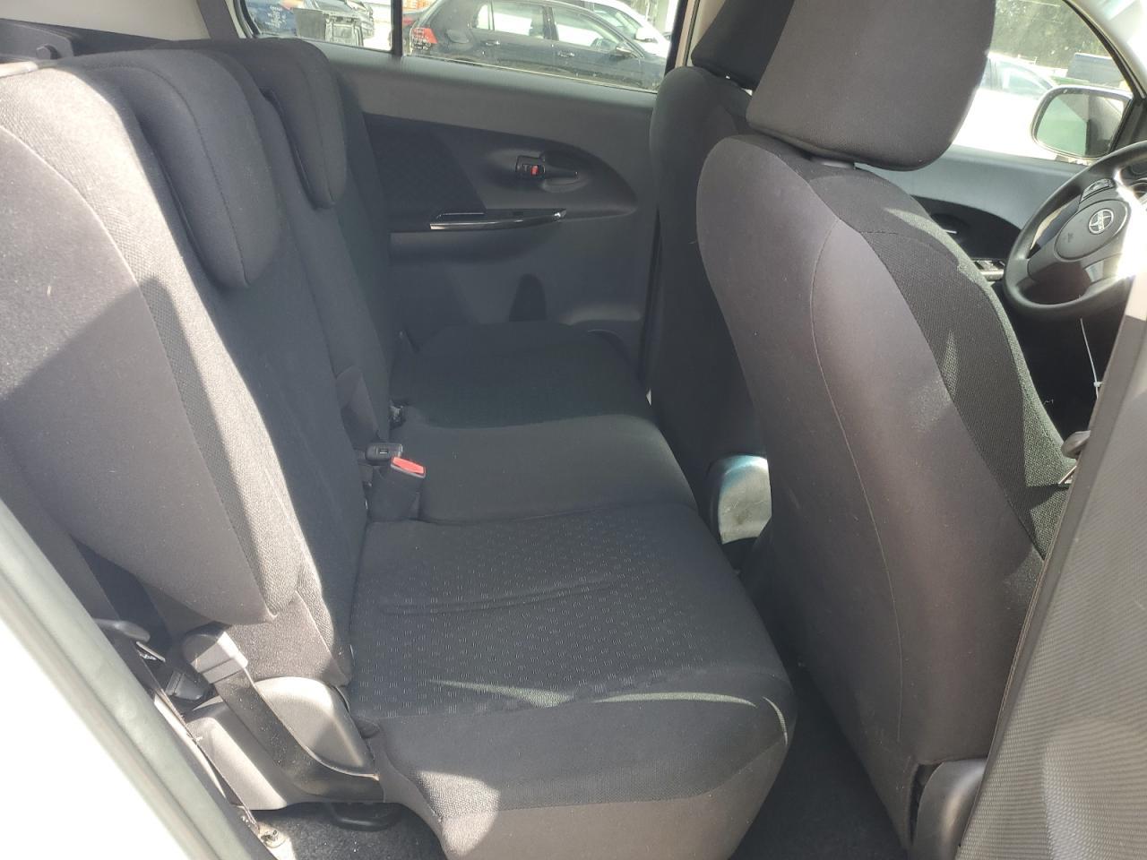 2010 TOYOTA SCION
