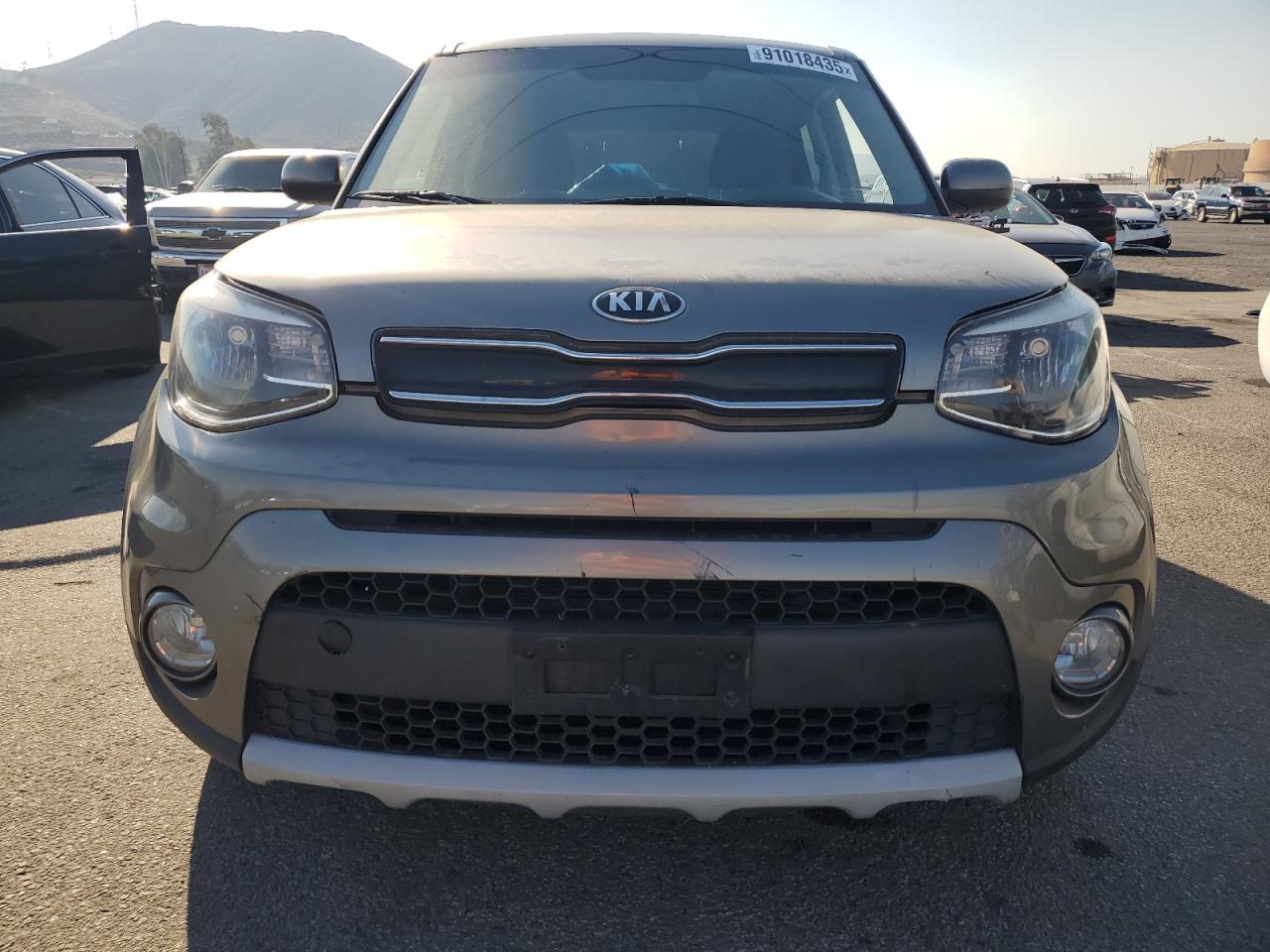 2019 KIA SOUL