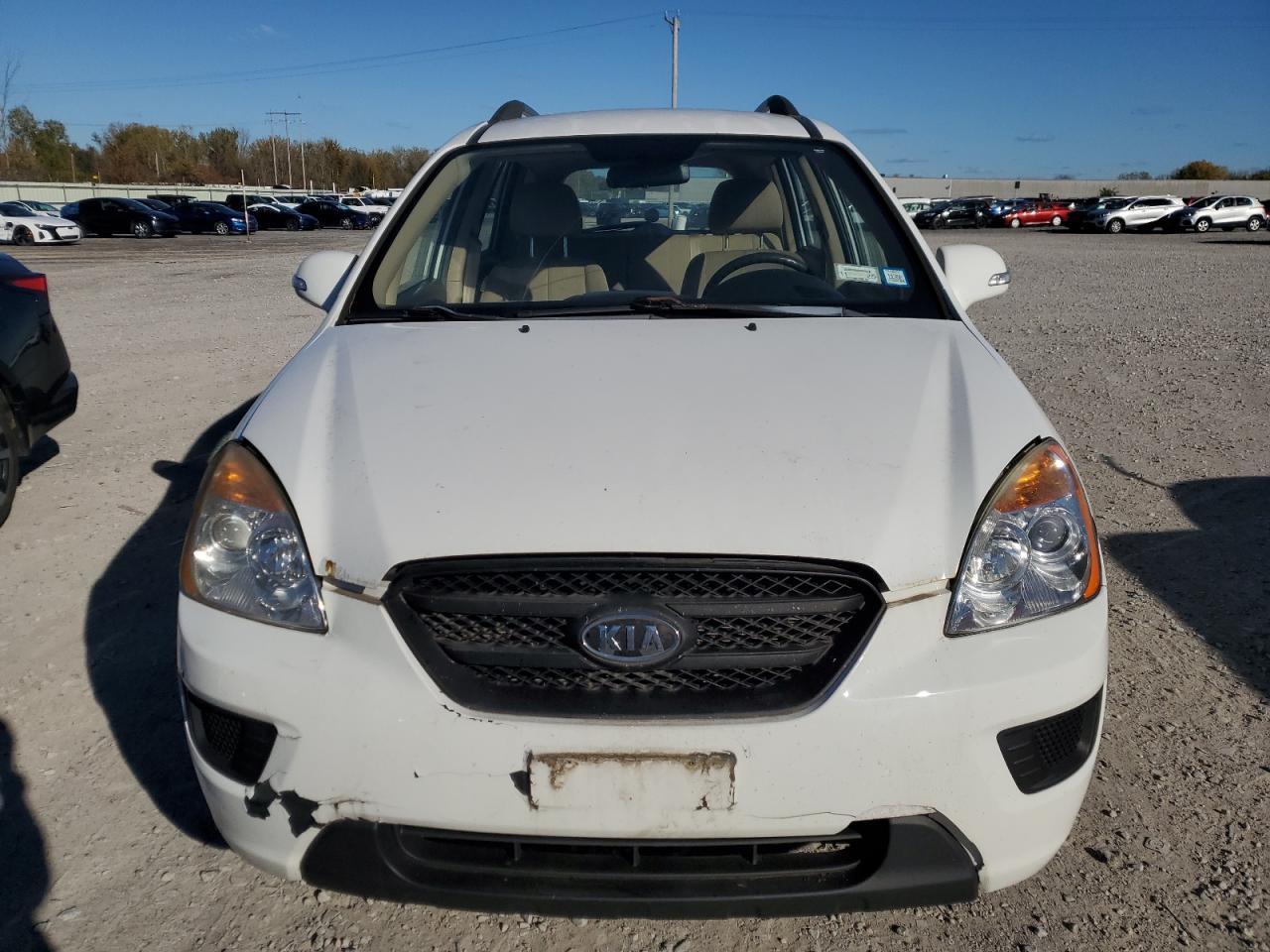 2010 KIA RONDO