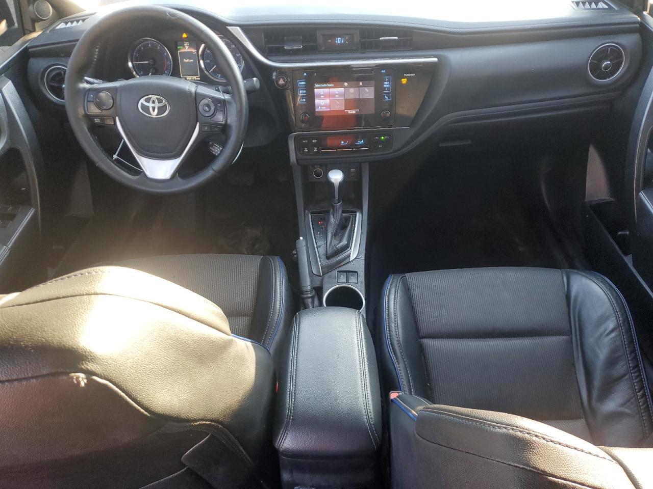 2017 TOYOTA COROLLA